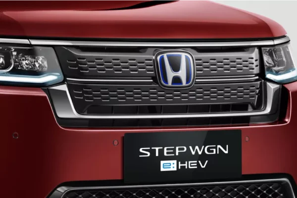 Honda STEP WGN e:HEV